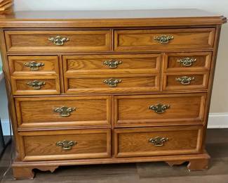 Bassett Oak Dresser with 9 Drawers