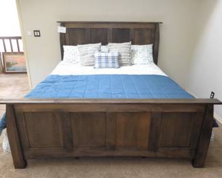 Lot 1 Queen Bed