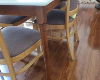 another view of kitchen set