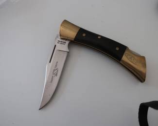 another view of knife