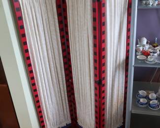 another view of screen