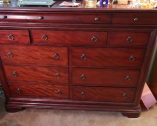 double dresser