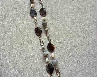 Grey Agate, Freshwater Pearl, and Silver Tone Link Necklace