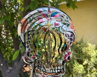 Dia de los Muertos wind sculpture