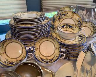 Bordeaux Hand-Enameled Dinner Service by Royal Worcester