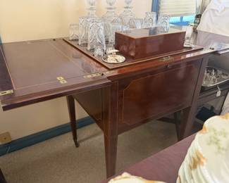 Rising Drink Cabinet with Crystal Glassware, Humidor and Accessories in the Sheridan Style