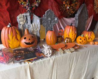 Halloween Decor