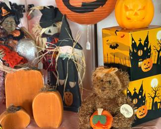 Halloween Decor