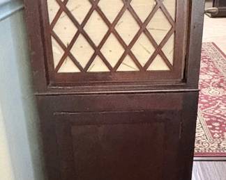 Vintage Edison Diamond Disc Phonograph Cabinet