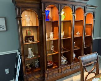 Traditional Mahogany Breakfront Display Cabinet with Glass Shelves
