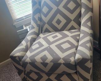PRESALE - $40 ACCENT CHAIR