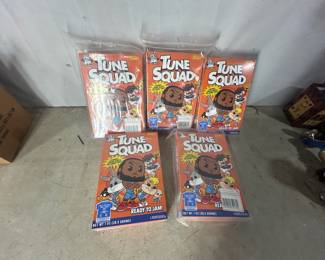 tune squad