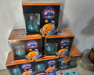 Space, jam, collector balls