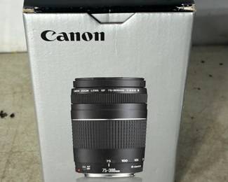 Canon lens