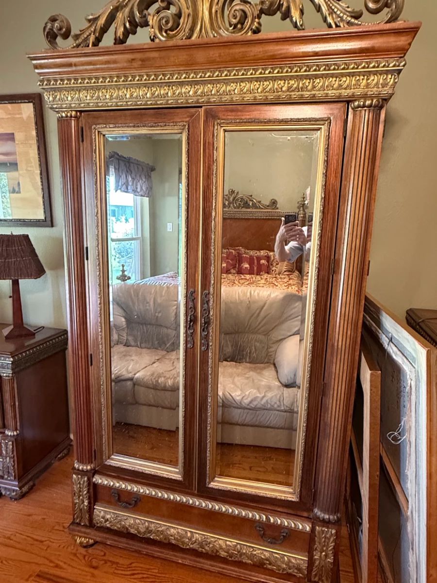 Pulaski Bellissimo Mirrored Armoire