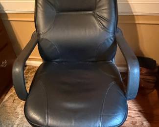 MidBack Executive Office Chair