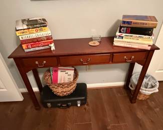 Bombay Company Chippendale Style Console Table