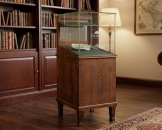 1919 SHEAFFER'S PENS OAK ADVERTISING DISPLAY CABINET
