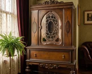 JACOBEAN REVIVAL CARVED WALNUT CHINA CABINET HUTCH