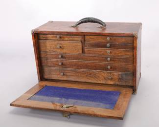1920s AMERICAN 7-DRAWER OAK MACHINIST TOOL CHEST