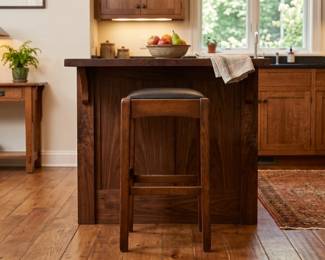 STICKLEY MISSION STYLE OAK LEATHER COUNTER STOOL