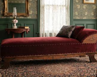 VICTORIAN CARVED OAK FAINTING COUCH CHAISE LOUNGE