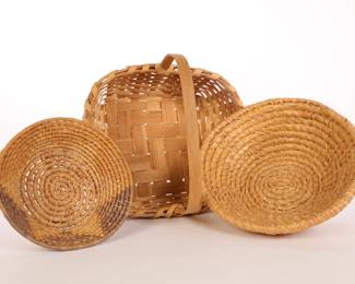TRIO OF 3 AMERICAN FOLK ART & COILED GRASS BASKETS