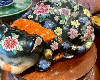 Vintage Hand Painted Chinoiserie Napping Cat Figurine