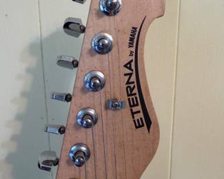 Yamaha Eterna ET112 electric guitar