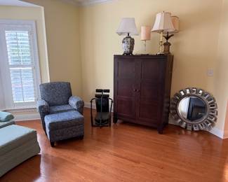 Tv cabinet, lamps, mirror