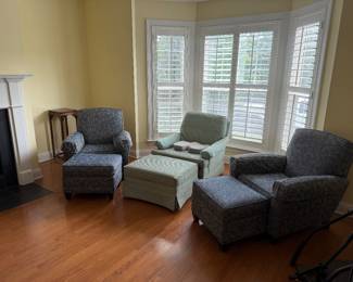 Accent arm chairs