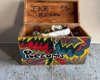 271 paintedwoodenstorageboxwithvintage