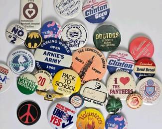 185 lotofvintagepinbackbuttonspolitica