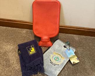 046 pairofgolftowelsandhotwaterbottle