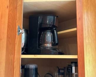 270 kitchencabinetlot