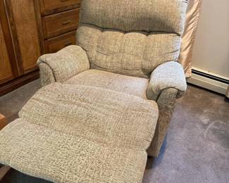 054 actionindustriesmanualreclinerchair