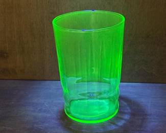 033 smallvintageuraniumglasspaneledtumb