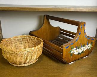 226 handpaintedwoodenmagazinerackhandwo