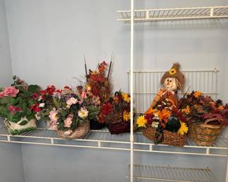 089 assortedseasonalartificialfloralarra