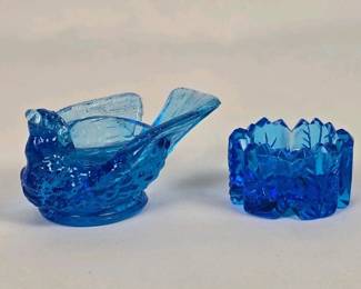 279 vintagebluepressedglasssaltcellarl