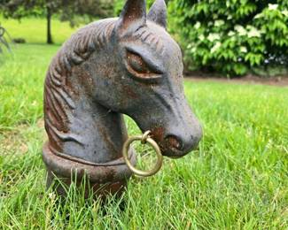 011 vintagecastironhorseheadhitchingpo