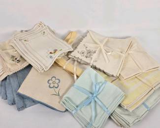 179 largevintagelinencottonhandkerchiefs