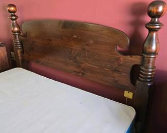 103 solidpinewoodenheadboarddecorativet