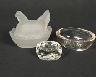 029 setof3vintageglassopensaltcellars