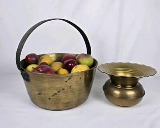 368 vintagebrasscauldronbucketwithiron