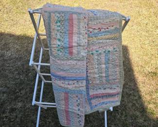 252 vintagepatchworkquilt685squarehand