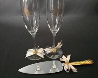 161 50thanniversarychampagneflutecakese