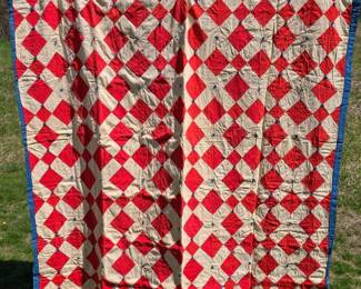 031 vintageredandwhitediamondpatchwork