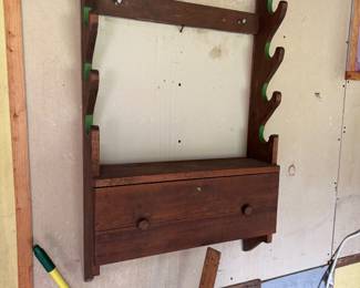 Wall-Mounted Gun Rack