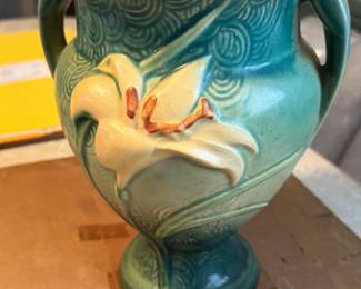 Vintage Roseville Pottery Zephyr Lily Vase